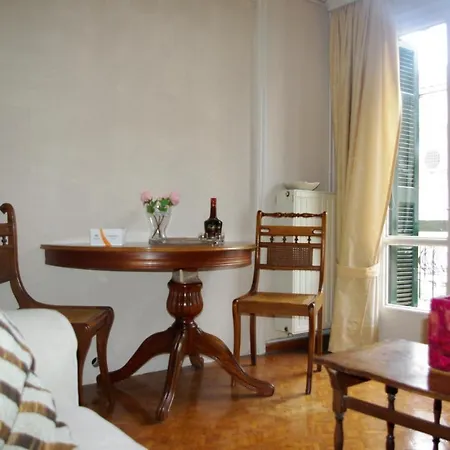 The Town House Apartment